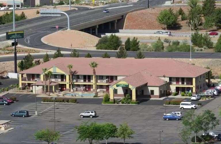 America'S Best Inn & Suites Saint George Exterior photo
